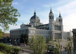 Nova godina 2025 - Madrid - Hoteli: Crkva Almudena