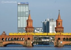 Nova godina 2025 - Berlin - Hoteli: Metro na Oberbaum mostu