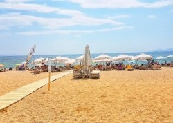 Leto 2024, letovanje - Nea Vrasna - Apartmani: Plaža