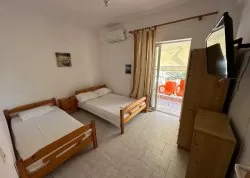 Leto 2024, letovanje - Nea Flogita - Apartmani: Vila Dina