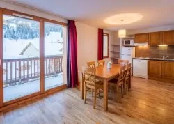 Zimovanje 2025, skijanje - Les Orres - Hoteli: Hotel Chalets de Bois Mean 3*