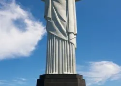 Prvi maj - Brazil - Hoteli: Skulptura Isusa