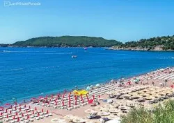 Leto 2026, letovanje - Bečići - Hoteli: Pogled na plažu i more