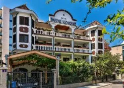 Leto 2026, letovanje - Budva - Hoteli: Hotel Villa Dvor Kornic 3*