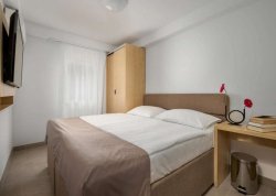 Leto 2025, letovanje - Krk - Hoteli: Hotel Delfin 3*