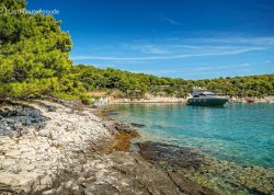 Leto 2025, letovanje - Hvar - Hoteli: Brod u moru