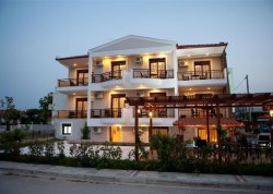 Leto 2025, letovanje - Nea Vrasna - Apartmani: Vila Smeraldo