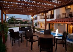 Leto 2025, letovanje - Nea Vrasna - Apartmani: Vila Smeraldo
