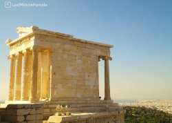 Prolećna putovanja - Mediteran iz Atine  - Apartmani: Hram Athena Nike