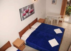 Leto 2025, letovanje - Nei Pori - Apartmani: Vila Nikifors