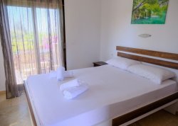Leto 2025, letovanje - Nea Skioni - Apartmani: Vila Paradise