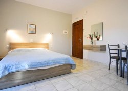 Leto 2025, letovanje - Sivota - Apartmani: Vila Moschos 