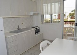 Leto 2025, letovanje - Nea Flogita - Apartmani: Vila Bouzalis