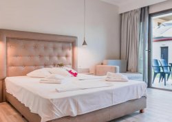 Leto 2025, letovanje - Sarti - Apartmani: Vila Loukakis