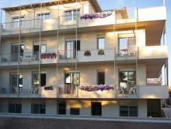 Leto 2025, letovanje - Nea Plaja - Apartmani