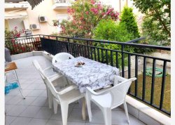 Leto 2025, letovanje - Nea Flogita - Apartmani: Vila Babis