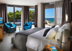 Jesenja putovanja - Halkidiki - Hoteli: Hotel Blue Dolphin 4*
