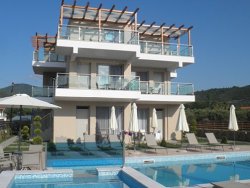 Jesenja putovanja - Sarti - Apartmani