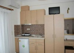 Leto 2025, letovanje - Nea Vrasna - Apartmani: Vila Thalia