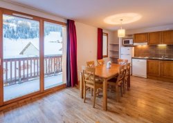 Zimovanje 2026, skijanje - Les Orres - Apartmani: Rezidencija Chalets de Bois Mean 3*