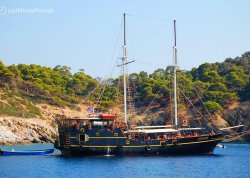 Leto 2025, letovanje - Polihrono - Apartmani: Brod u zalivu