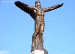 Nova godina 2026 - Bukurešt - Hoteli: Statua Avijatičara