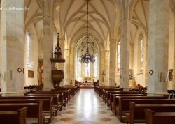 Vikend putovanja - Bratislava - Hoteli: Unutrašnjost crkve Svetog Martina