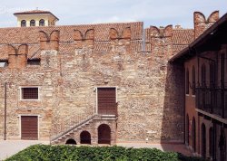 Sretenje - Verona i karneval u Veneciji - : Julijina kuća