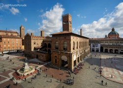 Prolećna putovanja - Klasična Italija - Hoteli: Trg Maggiore