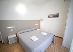 Leto 2025, letovanje - Rimini - Hoteli: Hotel Ischia 2*