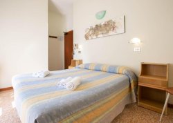 Leto 2025, letovanje - Rimini - Hoteli: Hotel Ischia 2*