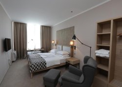 Leto 2026, letovanje - Bečići - Hoteli: Hotel Tara 4*